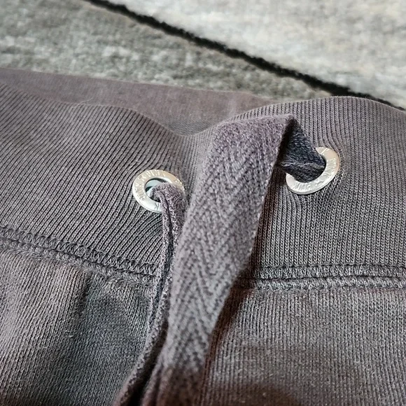 VINTAGE VS PINK 2012 NEBRASKA HUSKERS RED SHINE FLEECE JOGGERS 5TH & OCEAN XS - Picture 7 of 12